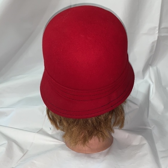 Kate Landry Red Wool Cap 21” - Picture 3 of 7